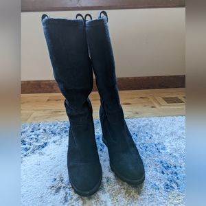 UGG Shearling lined Wedge Boots (black on black)